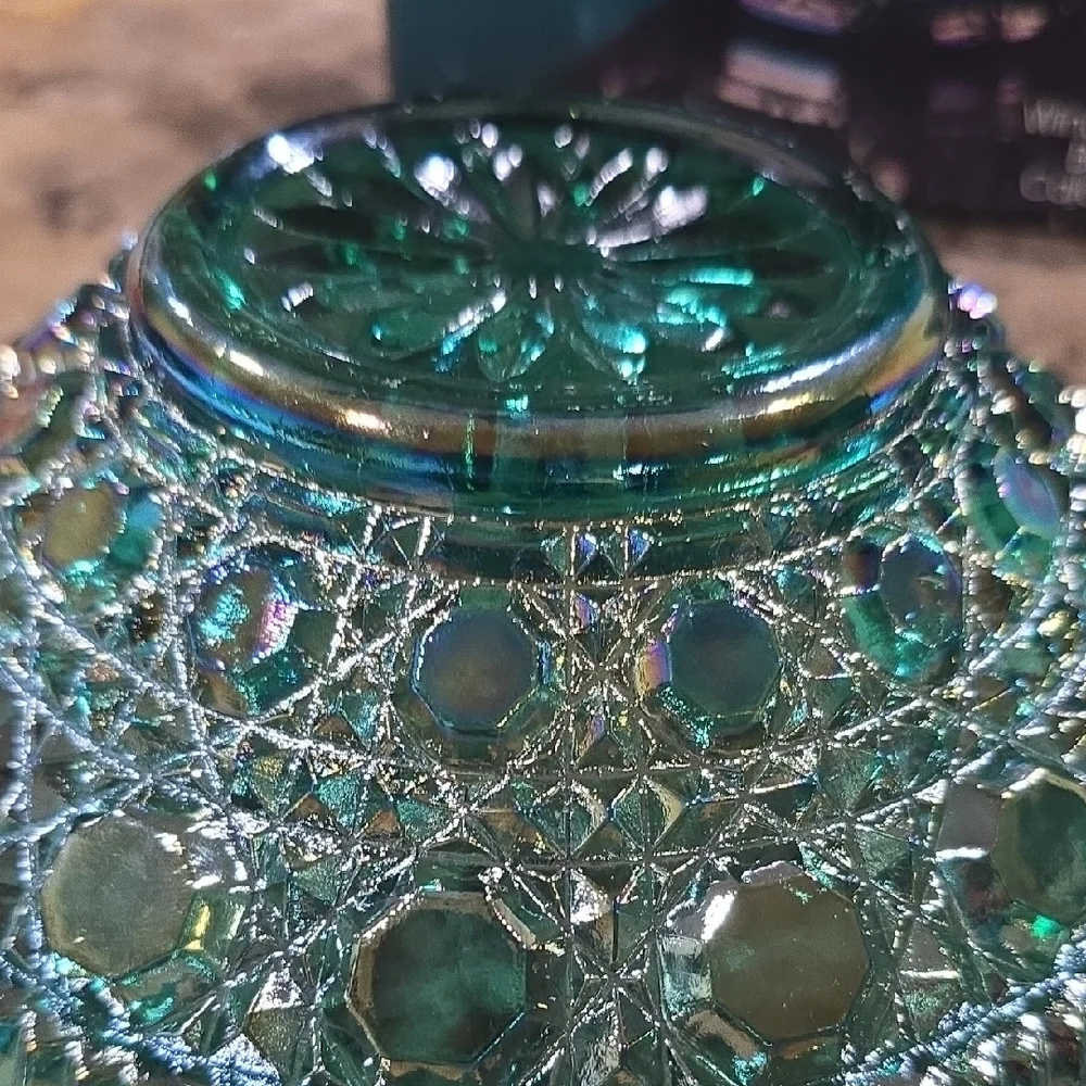 Carnival Windsor Candy Box - Iridescent Blue. EUC comes In Original Box - Picture 5 of 5